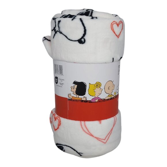 Peanuts Snoopy Plush Throw Blanket Extra Long 60 x 70 in Valentines Day Hearts - Picture 6 of 7